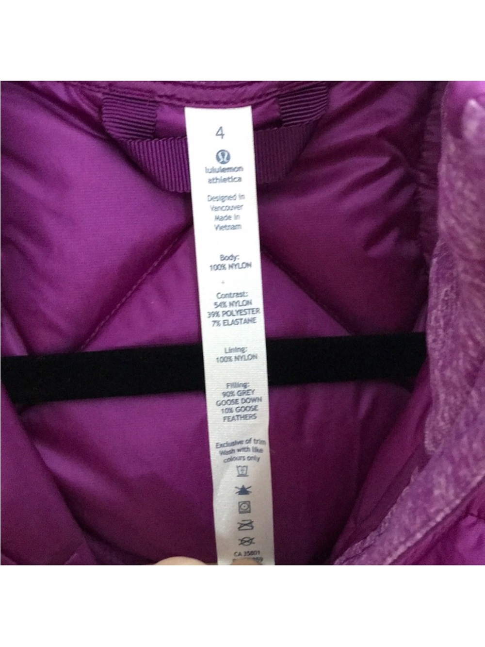 Women’s Lululemon Purple Quilted Sleeveless Vest size 4 - Picture 4 of 12